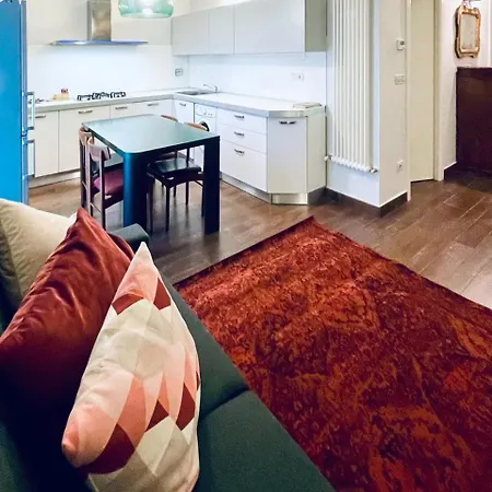 Lägenhet Casa Di Dora Elegante 3 Sant'orsola *